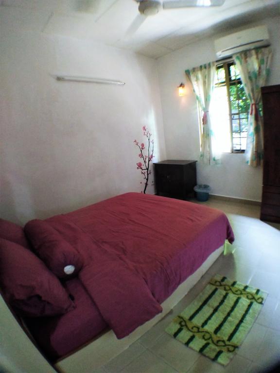 Cozy Mount Erskine Homestay George Town Exterior photo